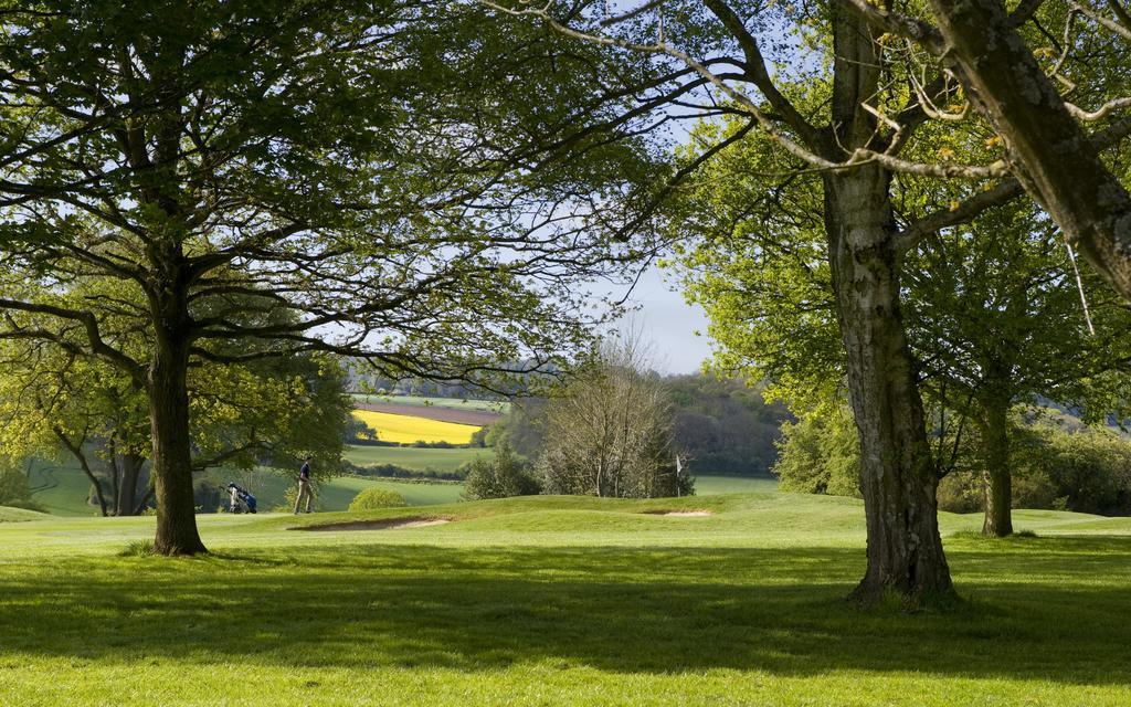 The Lodge At Kingswood إبسوم المظهر الخارجي الصورة